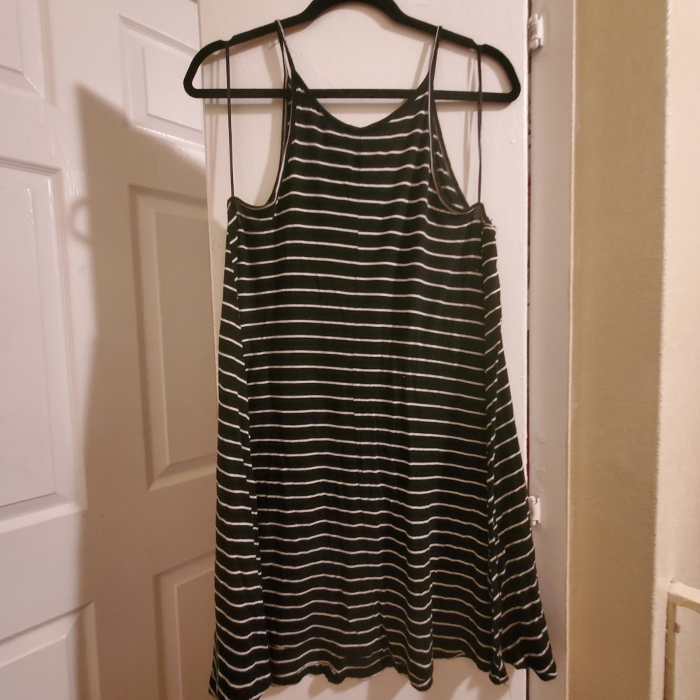 A-Line Maxi Dress - Picture 2 of 3